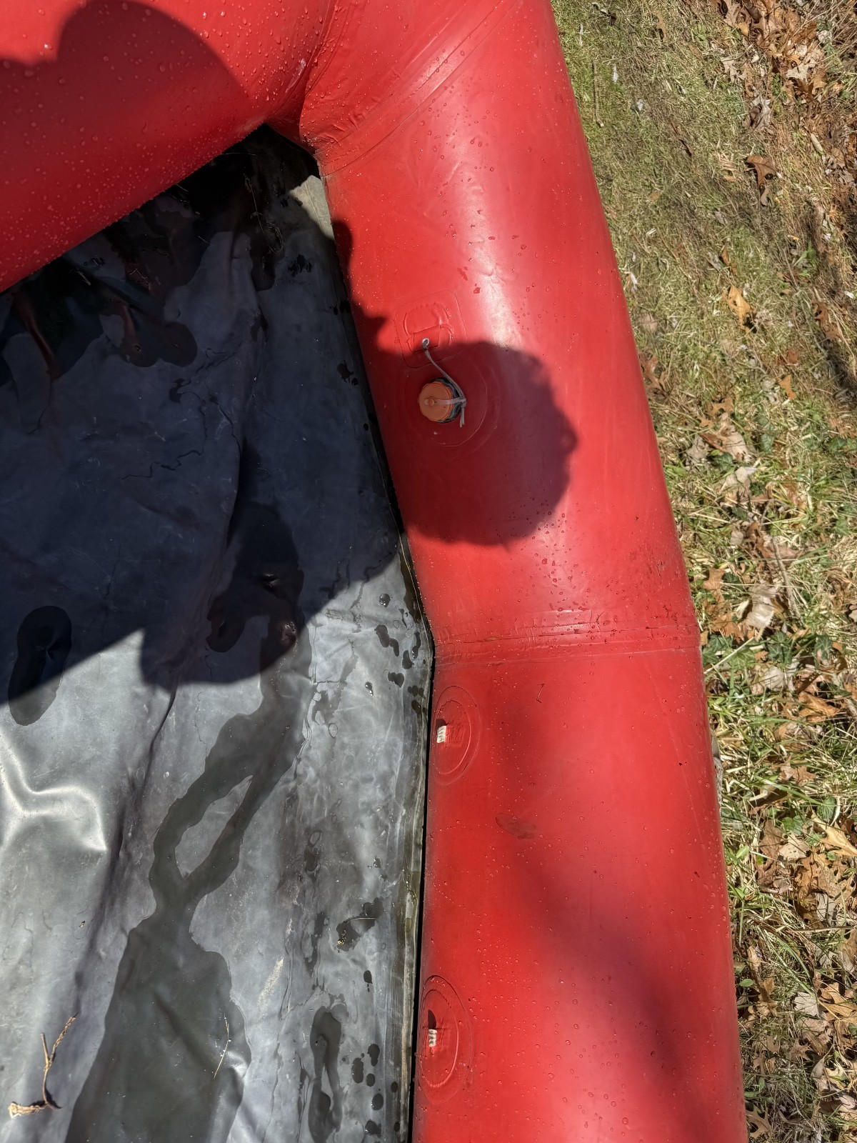 Achilles Inflatable Dinghy 9’8″ x 4’10», Threaded Oar Pins (No Oars)