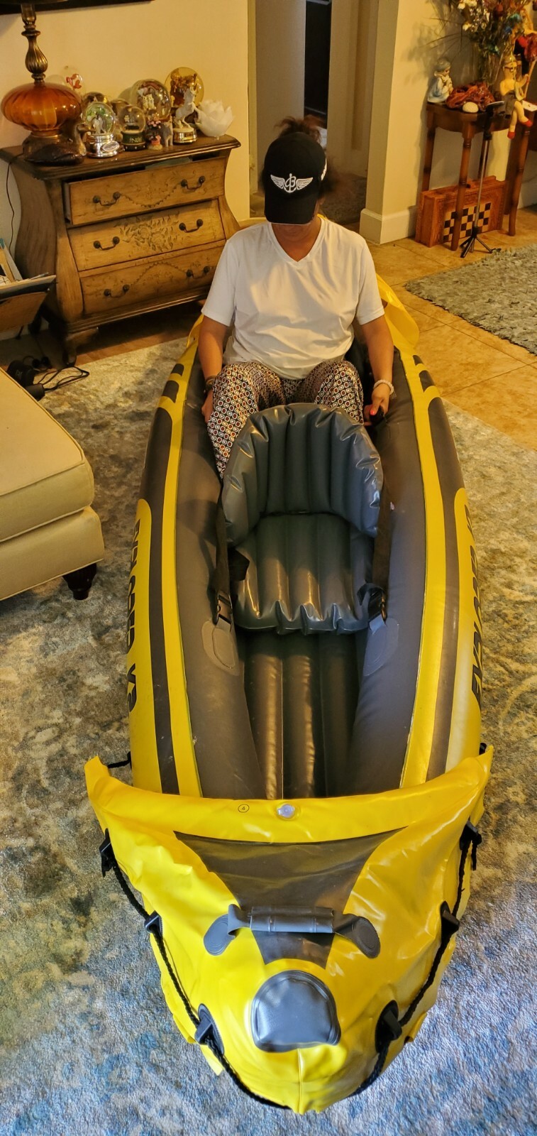 🥳🥳🥳Intex Explorer K2 Kayak, 2-Person Inflatable Kayak Set with pump.