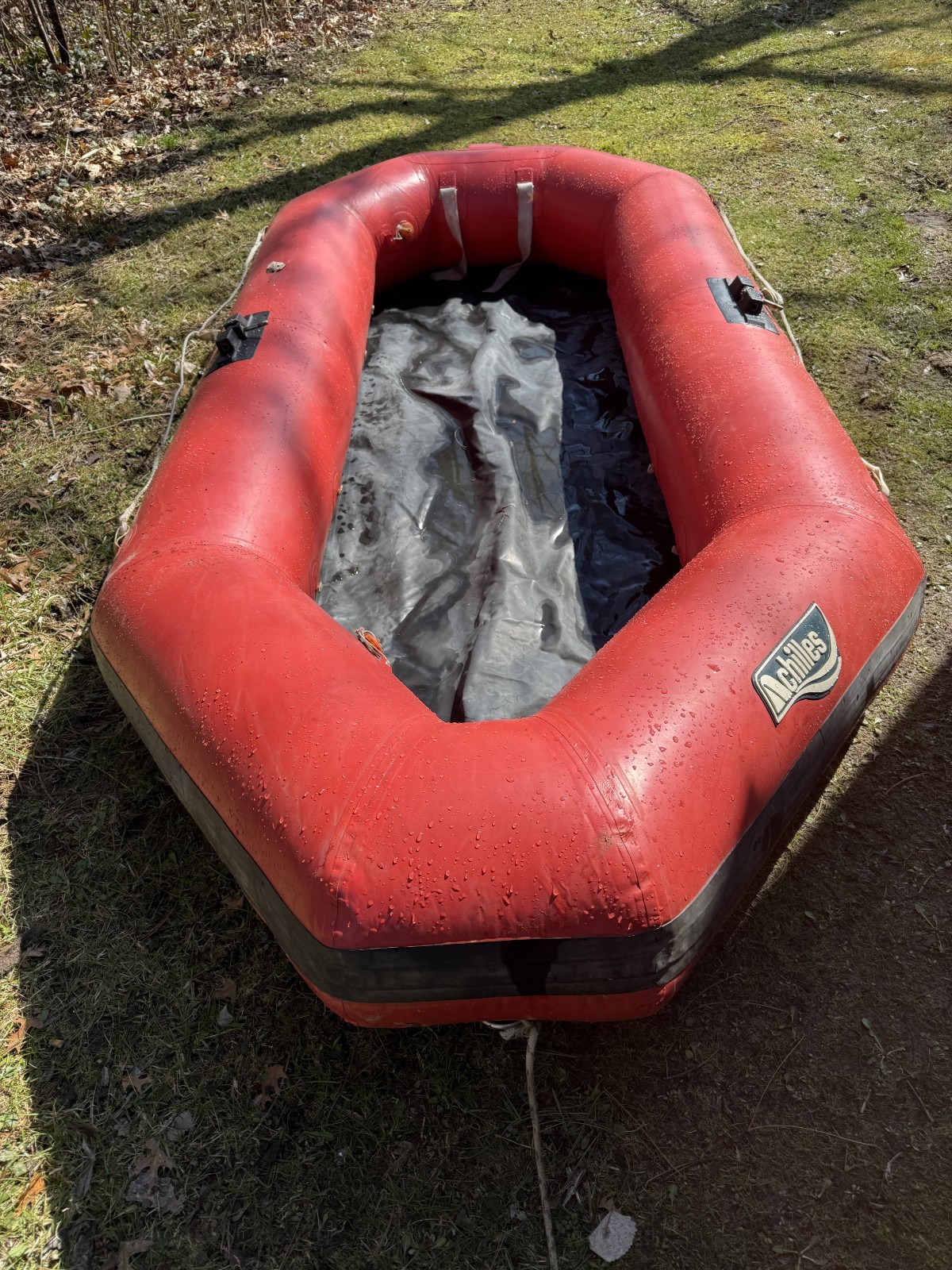 Achilles Inflatable Dinghy 9’8″ x 4’10», Threaded Oar Pins (No Oars)
