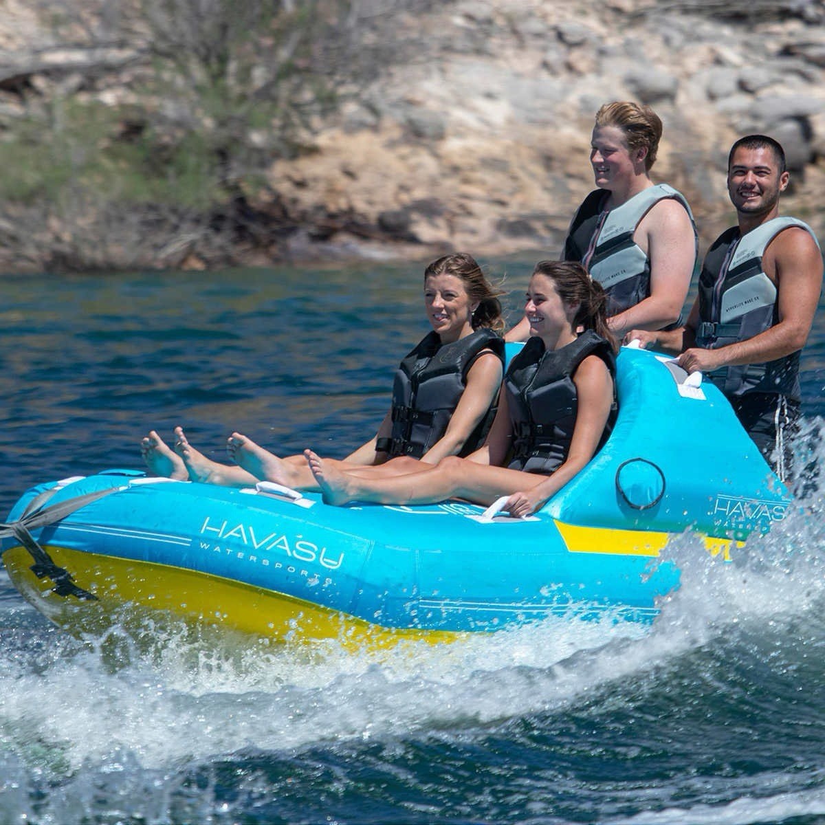 4 Person Towable Tube Boat Water Sport Floating Lounge Raft 510 lb w/Pump & Rope