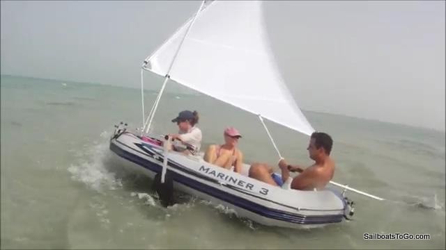 Inflatable Sailboat with Intex Mariner 3 Hull. Very portable!