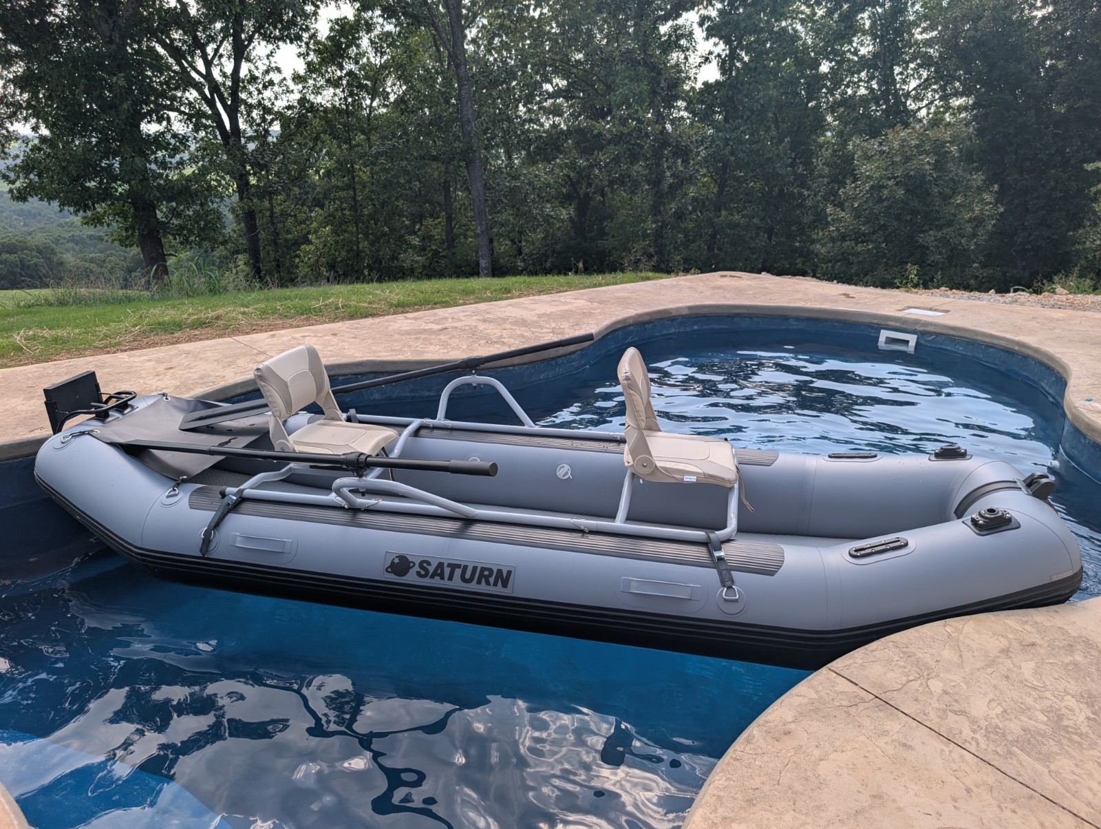 Drift Raft Boat w/ Frame, Seats, Oars & Electric Pump, Gray