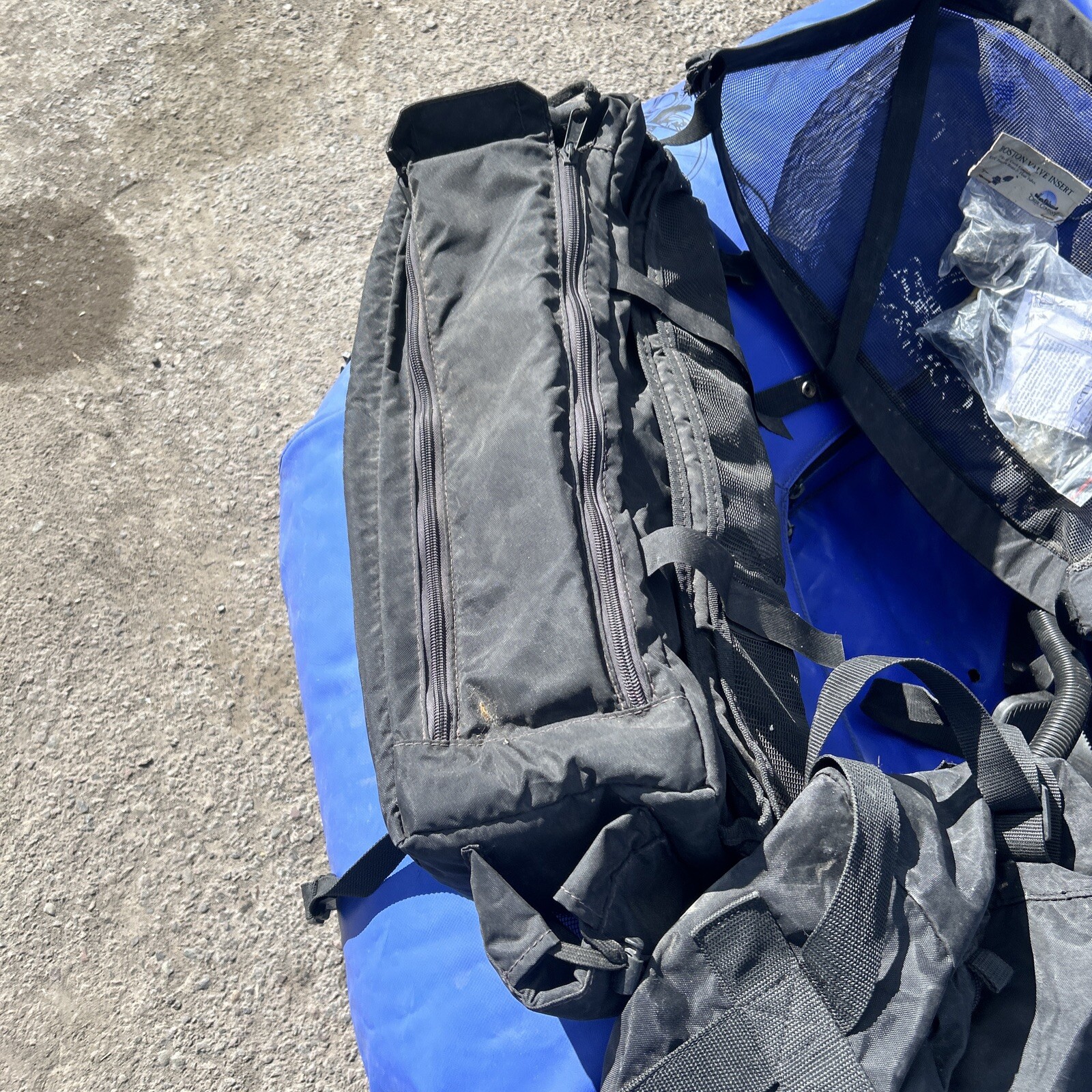 The Creek Company Voyager Frameless Pontoon w/ Pump Oars Bag ++