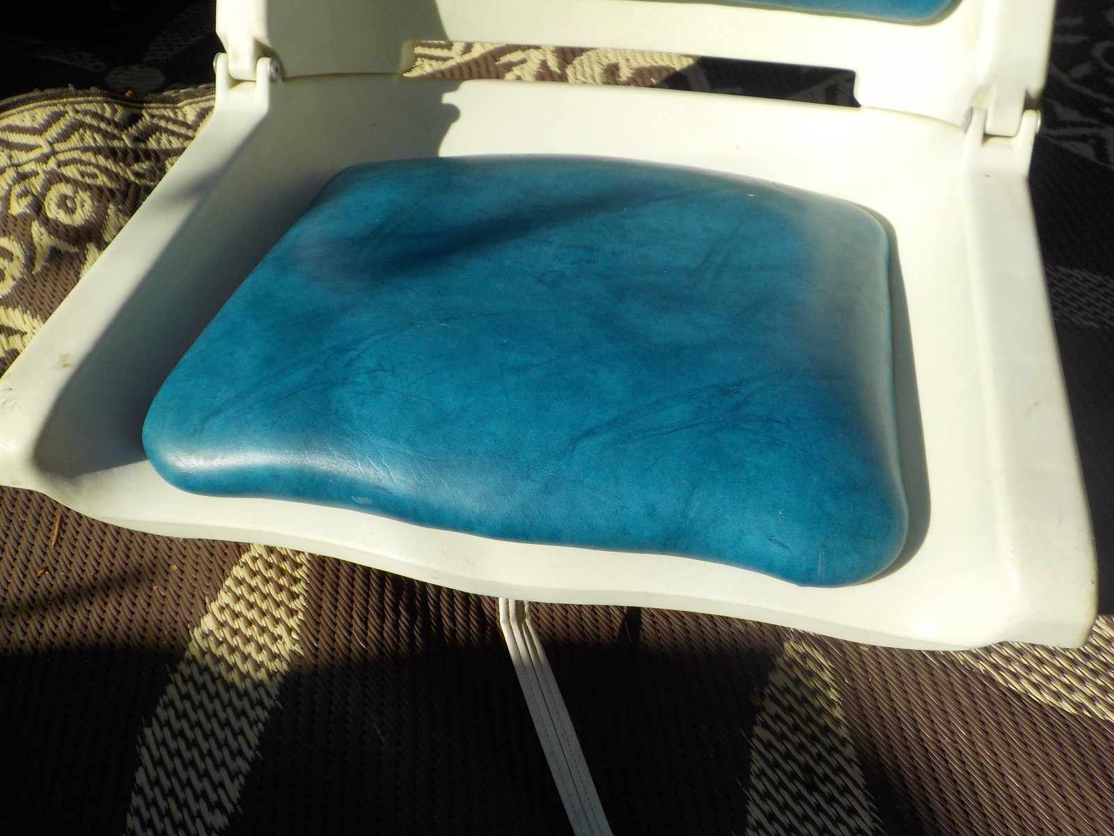 Sea Eagle Blue Swivel Seat Fishing Inflatable Boat Kayak Raft chair