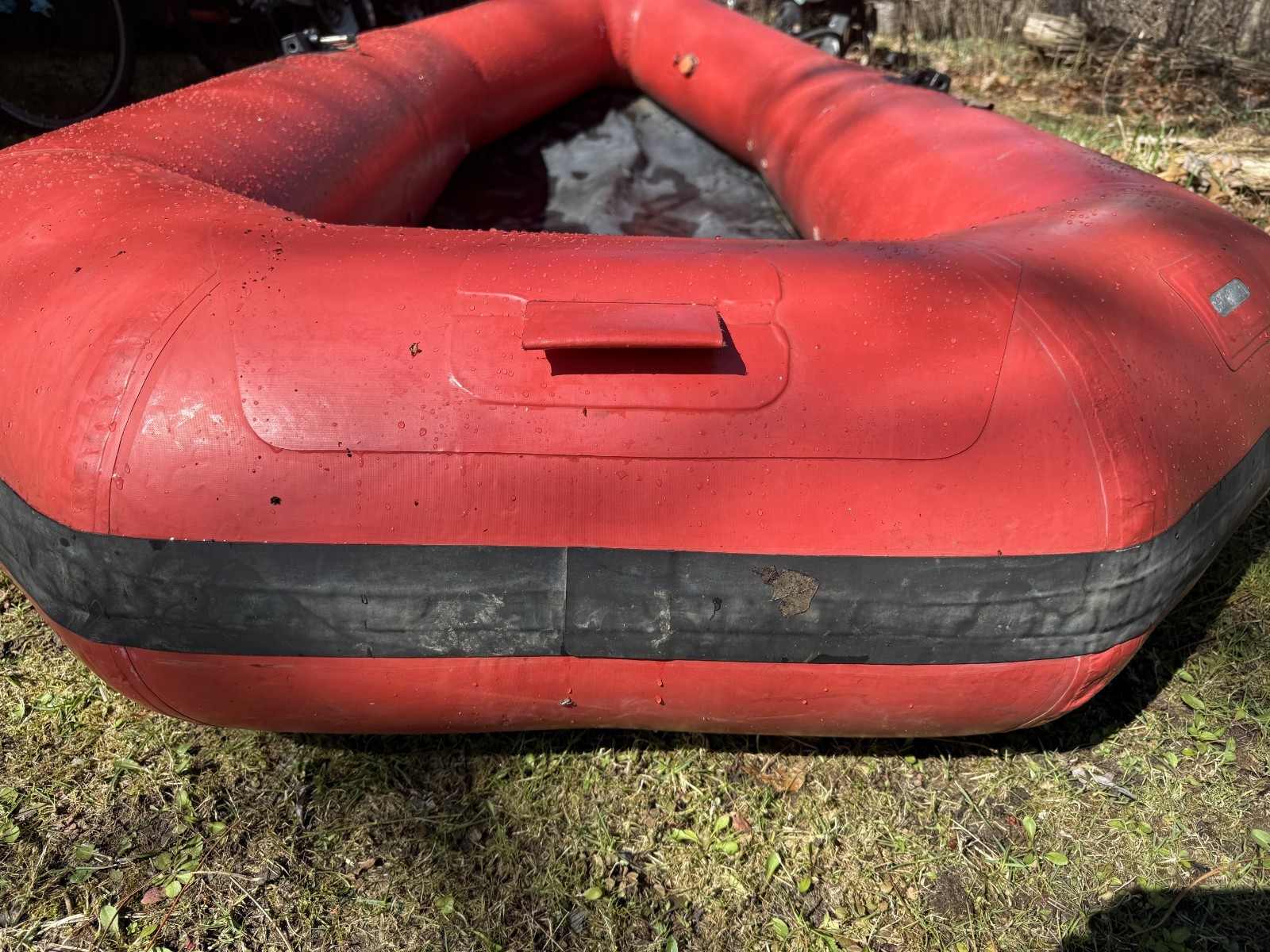 Achilles Inflatable Dinghy 9’8″ x 4’10», Threaded Oar Pins (No Oars)