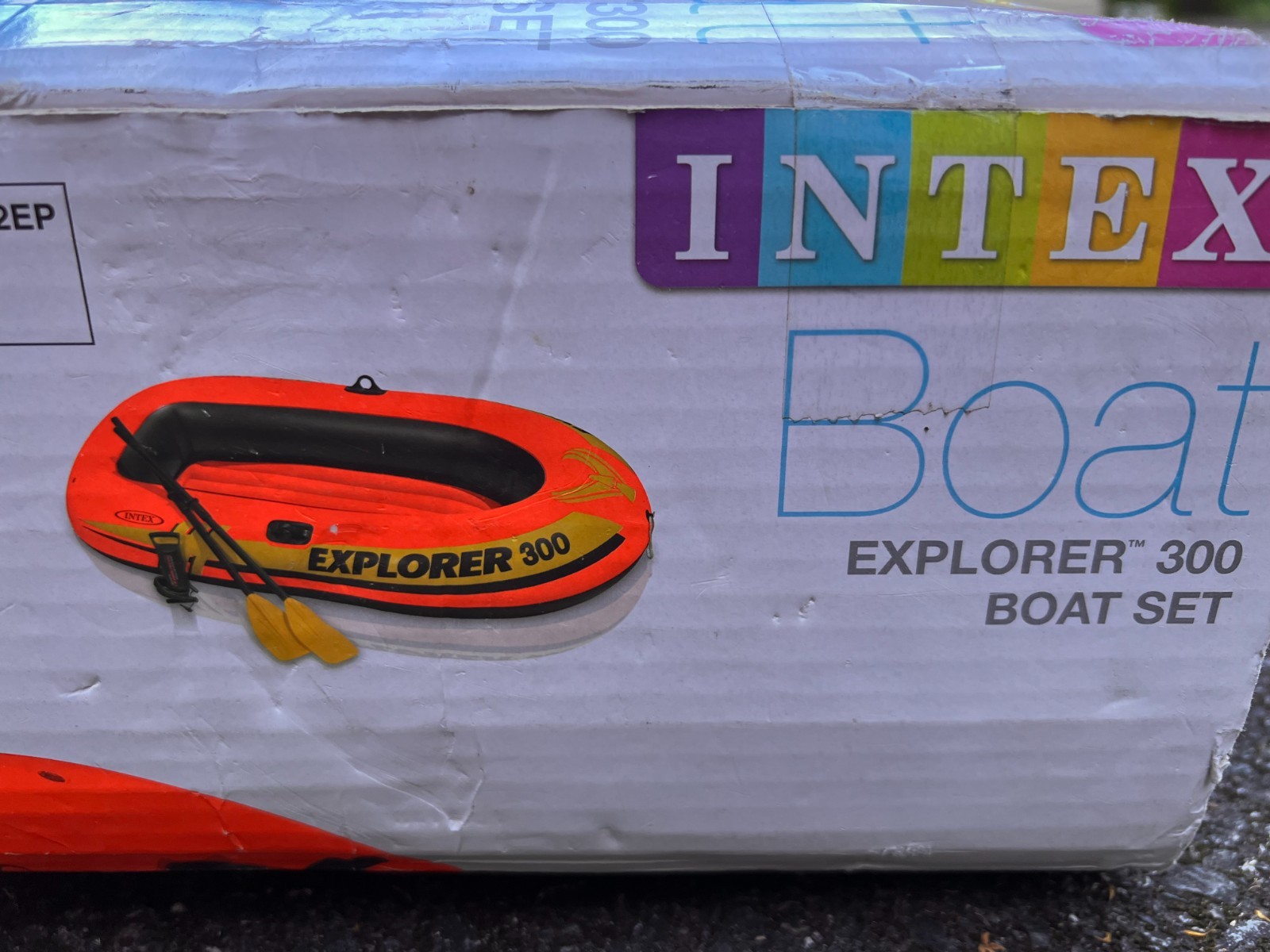 Intex 58332EP Explorer 300 Compact Inflatable Three Person Raft Boat In Box Oars