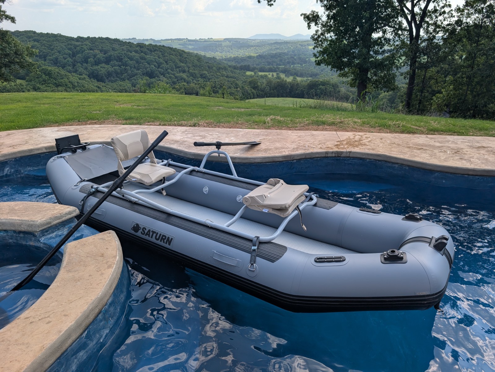 Drift Raft Boat w/ Frame, Seats, Oars & Electric Pump, Gray