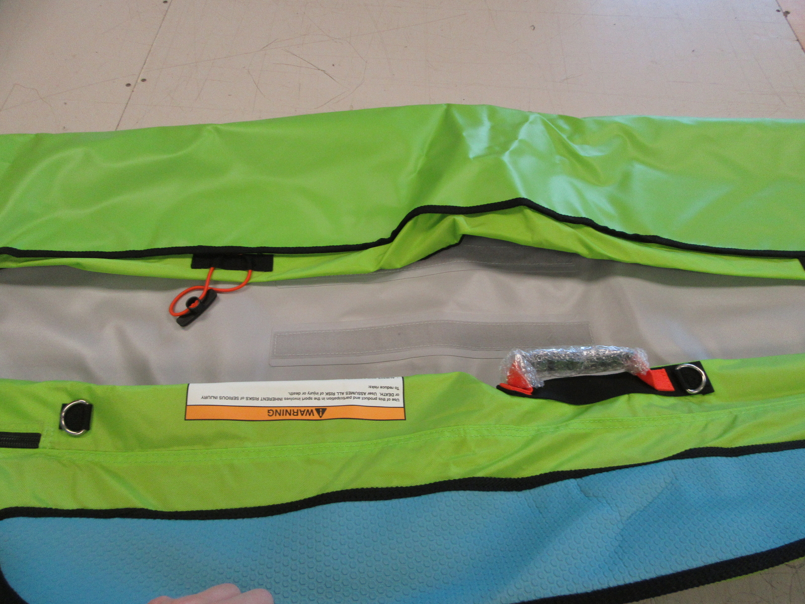 HO SPORTS INFLATABLE BEACON KAYAK W/ CARRY BAG & PUMP HOSB12639F121 OUTDOORS