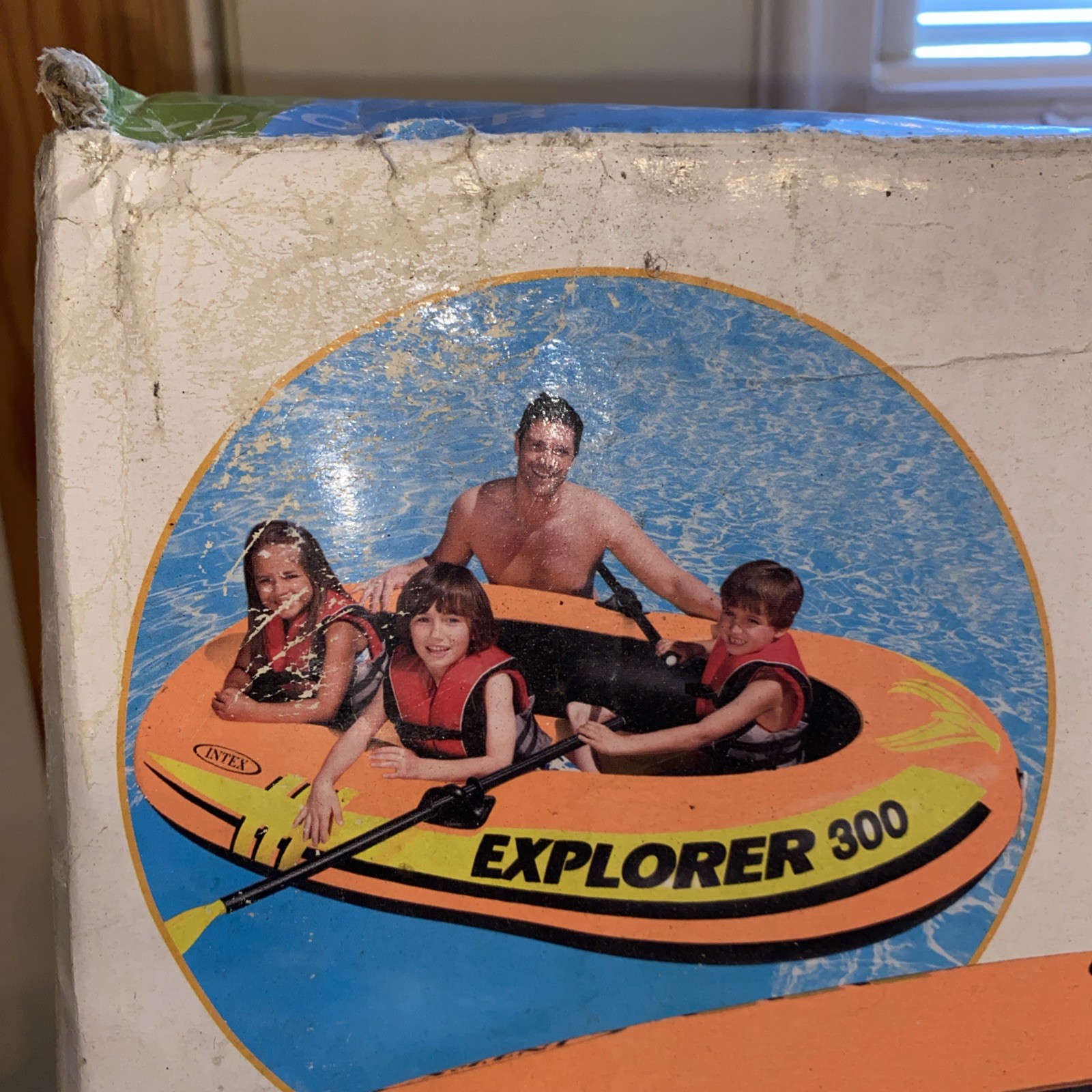 Intex Explorer 300 Boat Set!!! Fun!!! Beach Stuff!!! New In Open Box