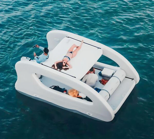 Hot Inflatable Electric Boat Inflatable House Boat For Ocean Lake Water play
