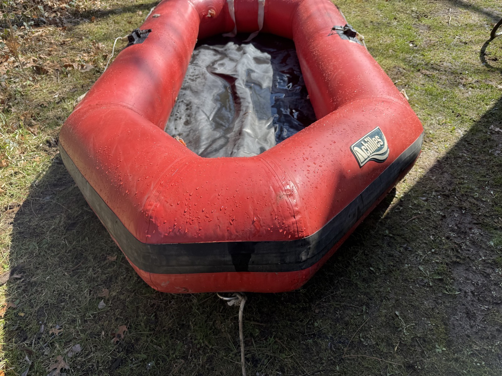 Achilles Inflatable Dinghy 9’8″ x 4’10», Threaded Oar Pins (No Oars)