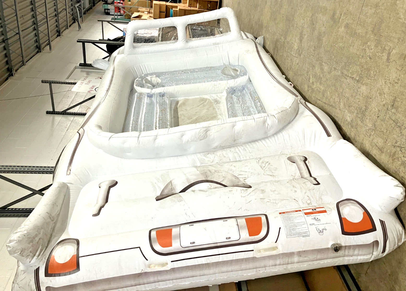 Member’s Mark White Inflatable Convertible Cruiser 6-Person Capacity New L2884