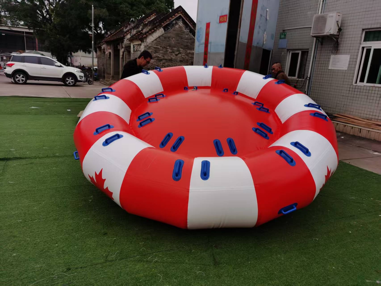 13ft Inflatable Spinning UFO Disco Boat Towable Tube Water Game Fit for 8 Person
