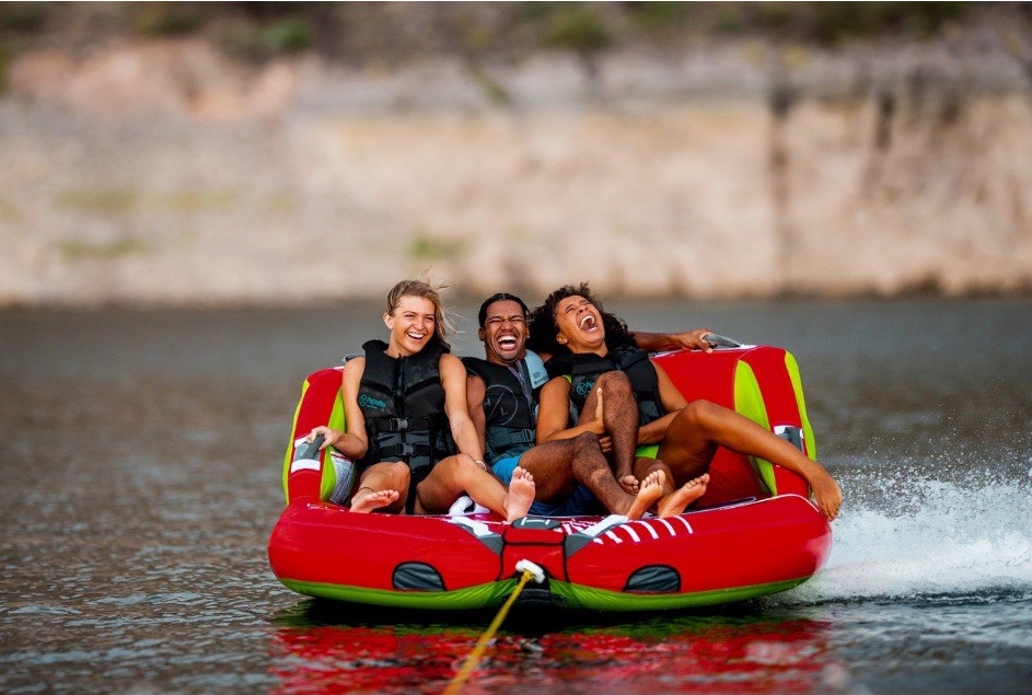 Towable Tube for Boating 1-3 Riders Boating Tubes Towable Water Sport