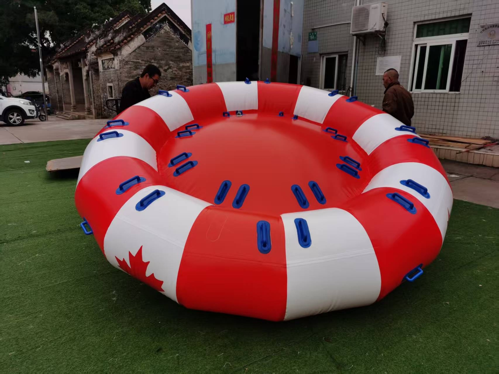 13ft Inflatable Spinning UFO Disco Boat Towable Tube Water Game Fit for 8 Person