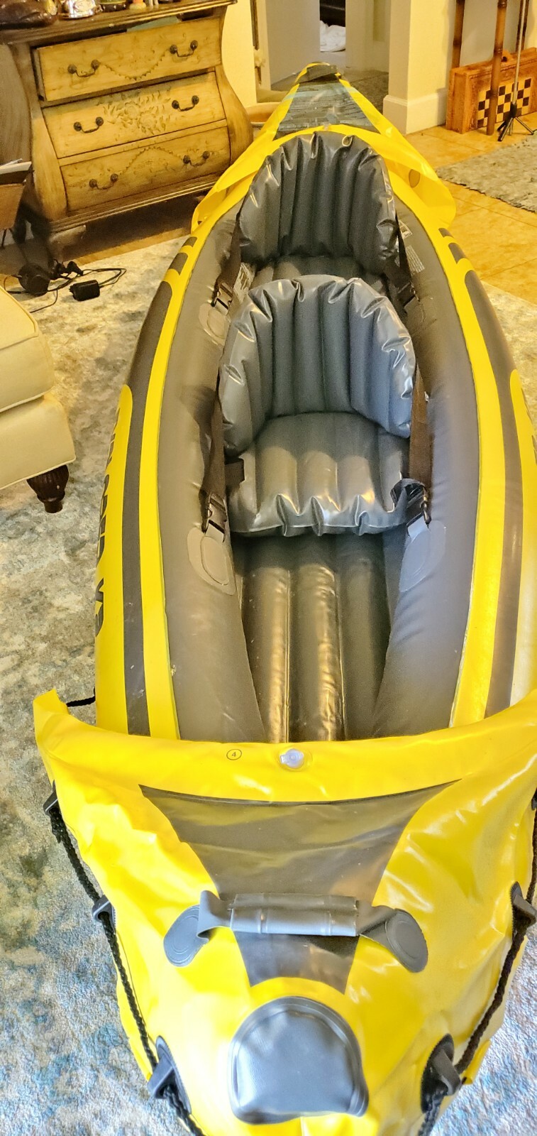 🥳🥳🥳Intex Explorer K2 Kayak, 2-Person Inflatable Kayak Set with pump.