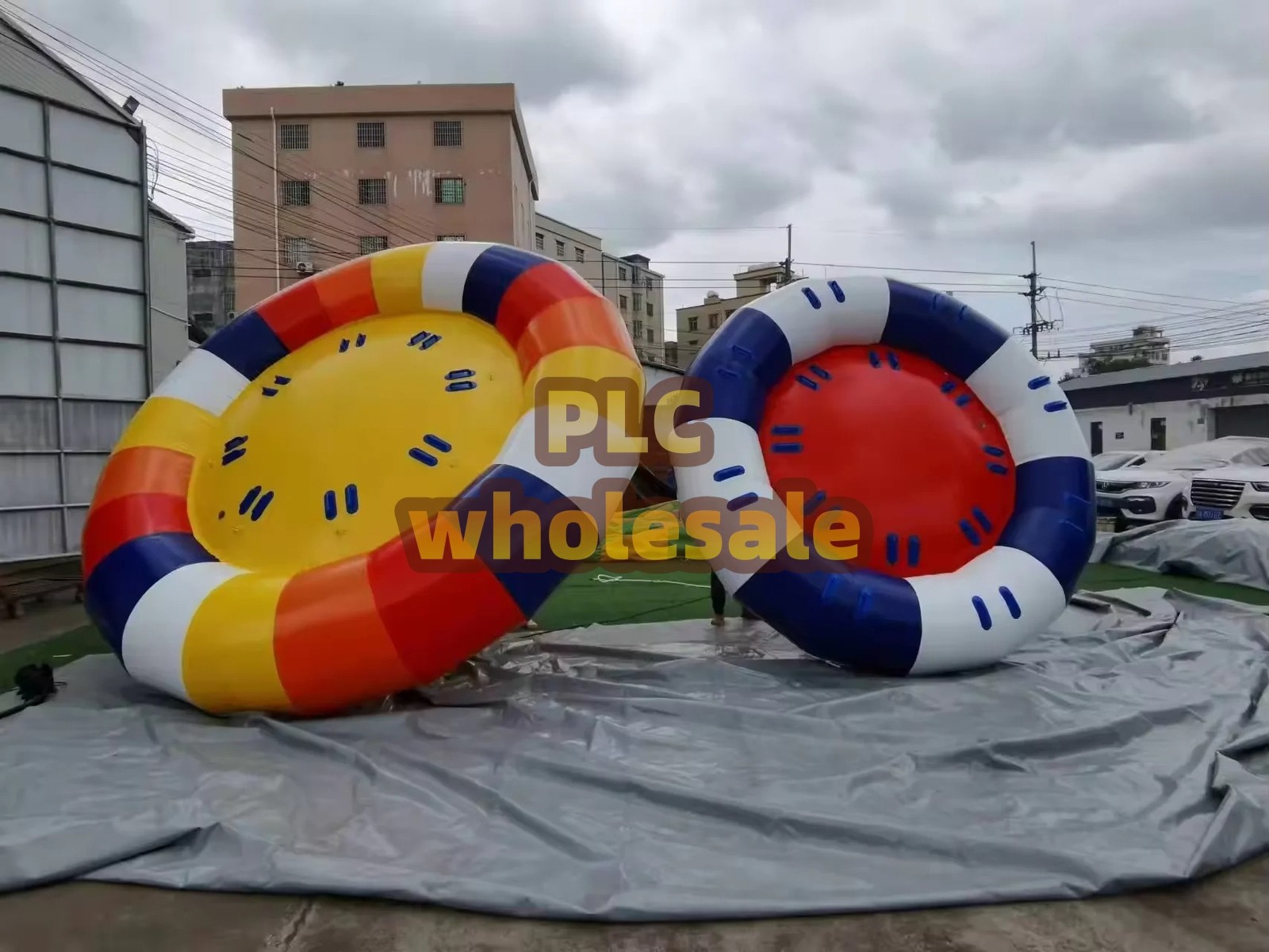 1PC HOT 10ft Inflatable Spinning UFO Disco Boat Towable Tube for Water Games