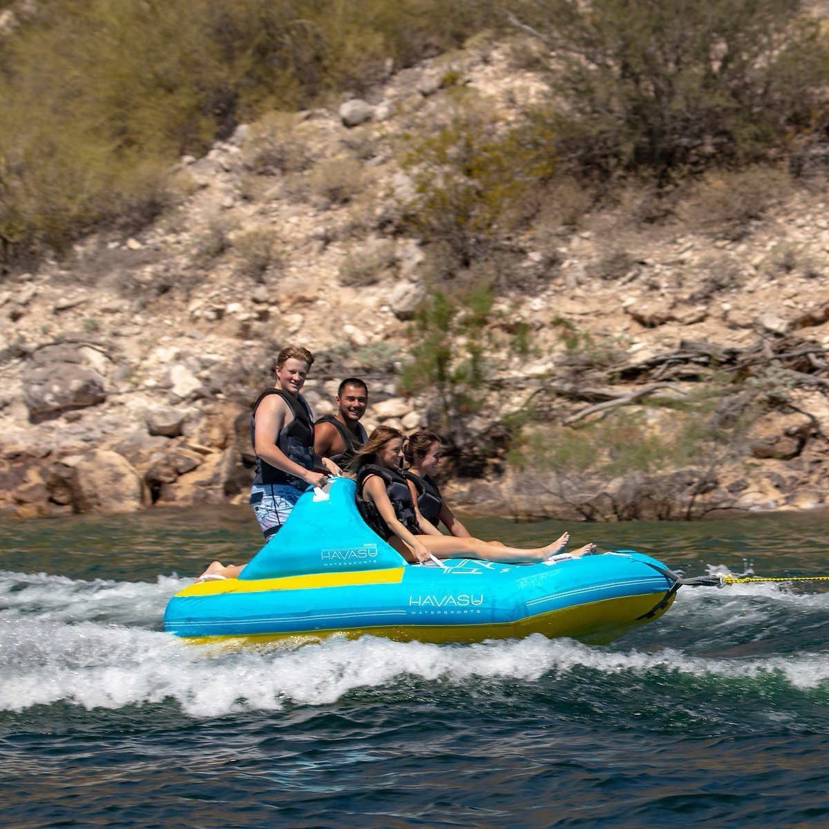 4 Person Towable Tube Boat Water Sport Floating Lounge Raft 510 lb w/Pump & Rope