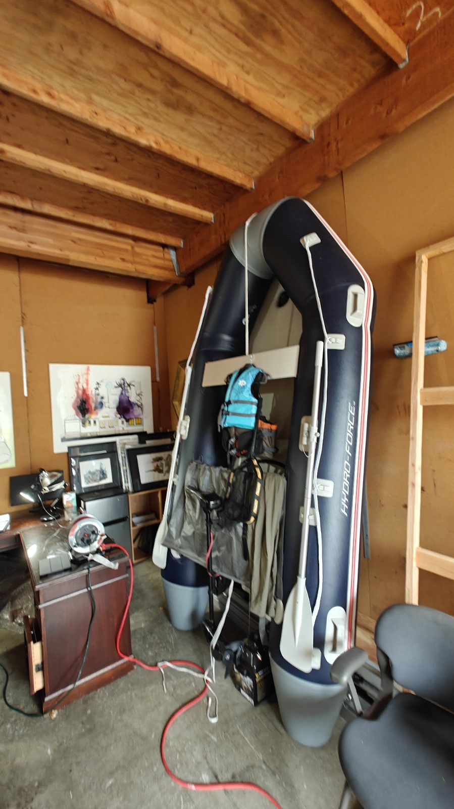 Hydro force inflatable boat with Motor, extra battery, life jacket and hand pump