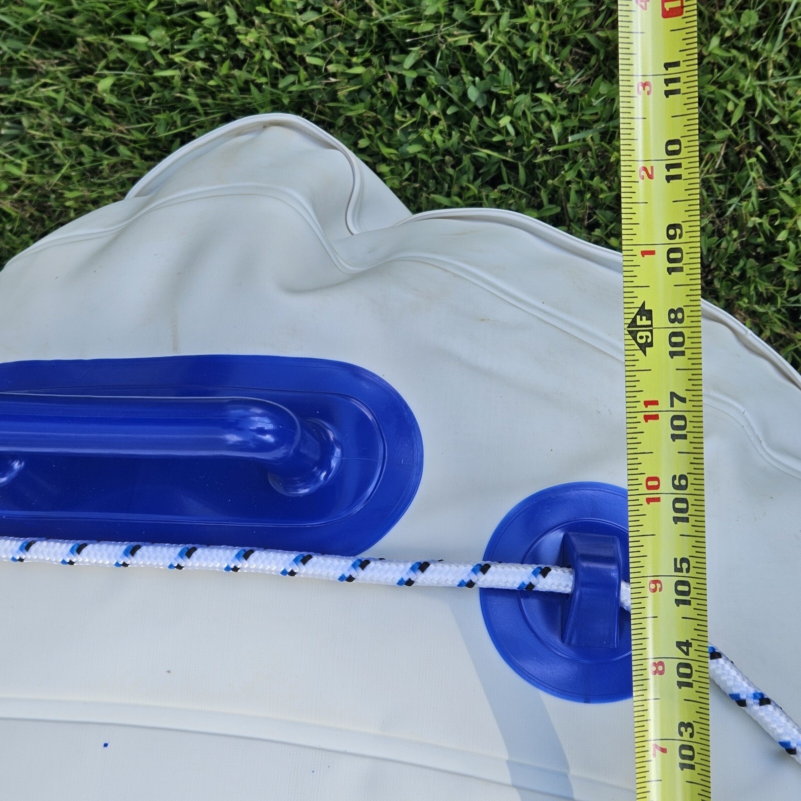 Sea Eagle SE8 Inflatable Boat 9 foot Inflatable Fishing Raft