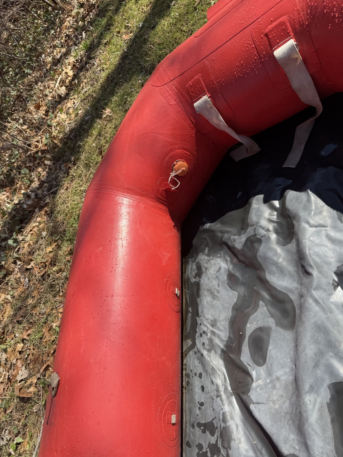Achilles Inflatable Dinghy 9’8″ x 4’10», Threaded Oar Pins (No Oars)