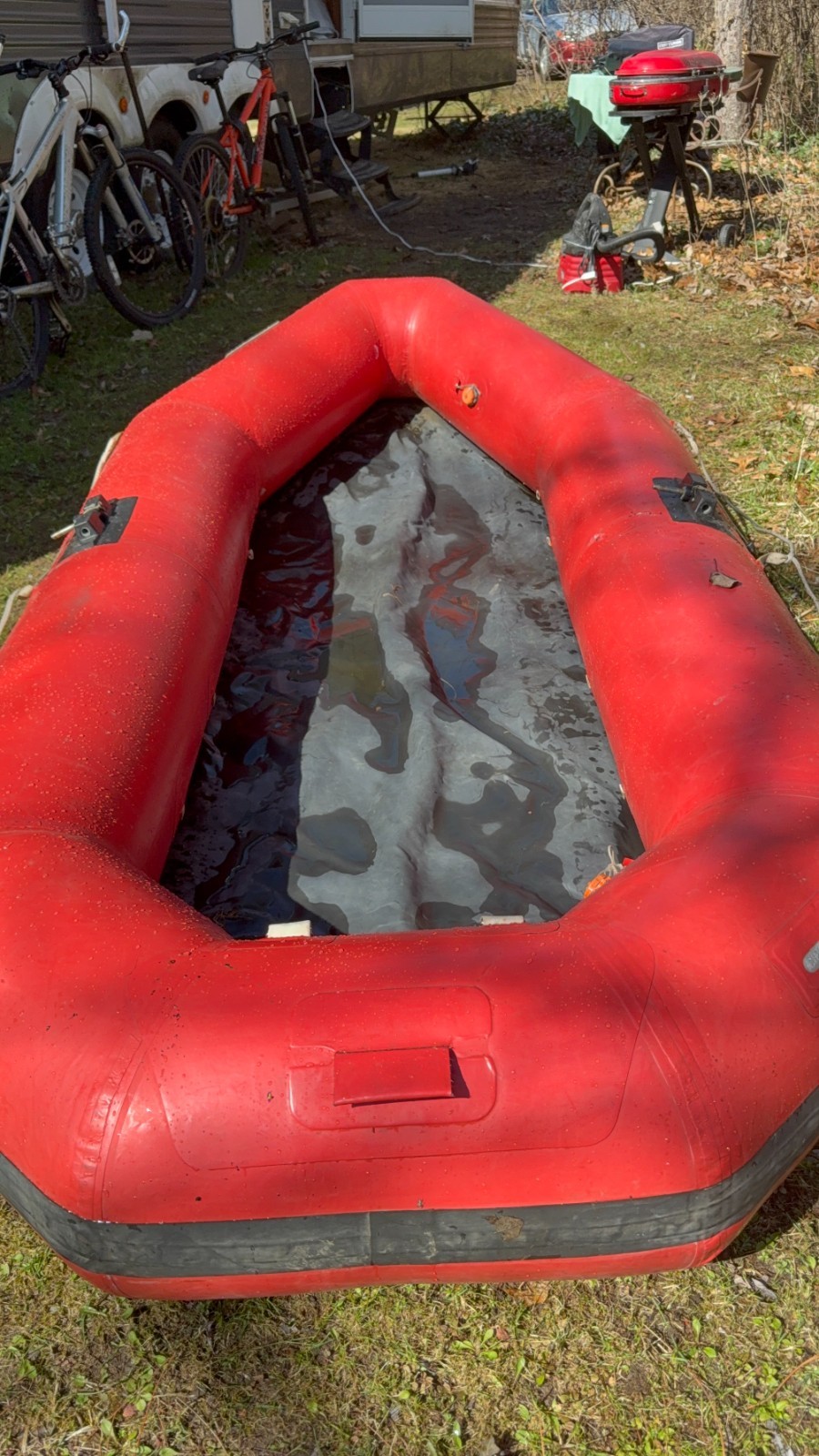 Achilles Inflatable Dinghy 9’8″ x 4’10», Threaded Oar Pins (No Oars)