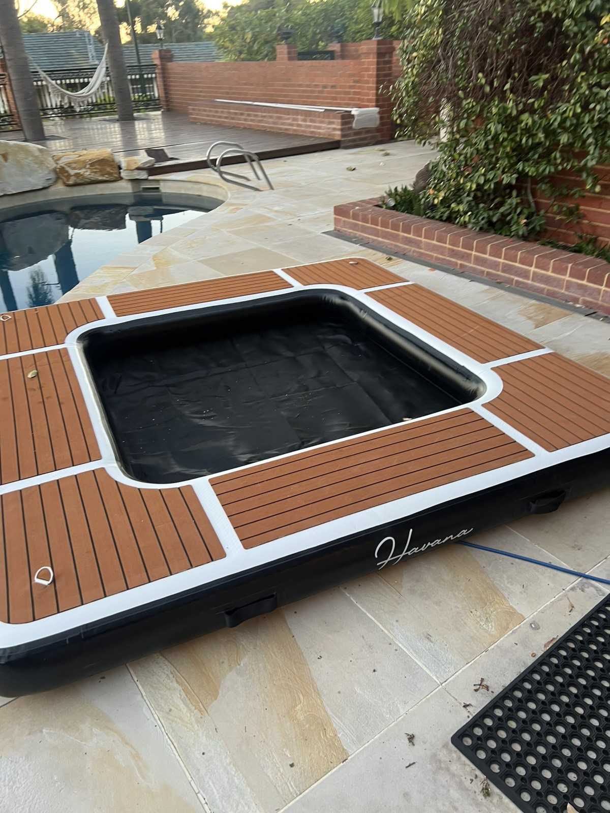Ultimate Floating Platform | 2.5m x 2.5m | Teak Deck + Swim Net pontoon