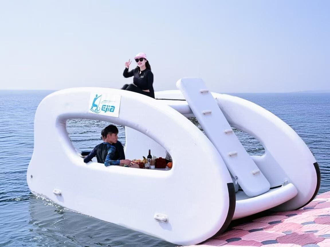 Hot Inflatable Electric Boat Inflatable House Boat for Ocean Lake Water Play