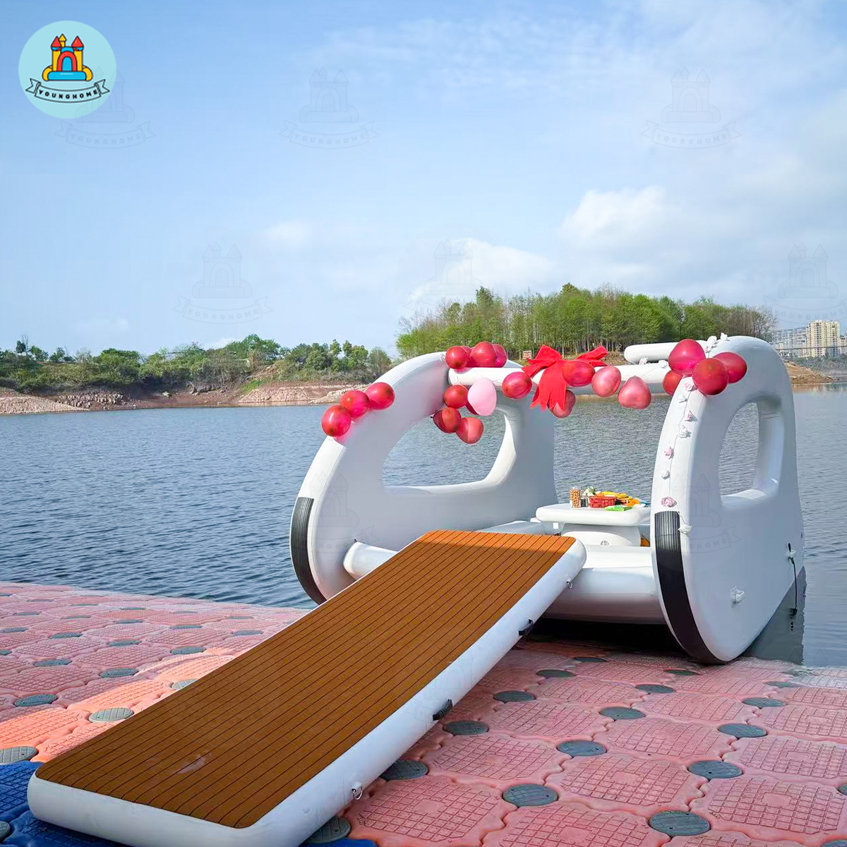 Hot Inflatable Electric Boat Inflatable House Boat for Ocean Lake Water Play