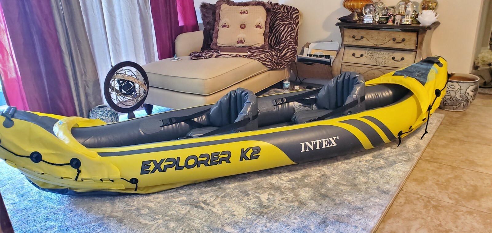 🥳🥳🥳Intex Explorer K2 Kayak, 2-Person Inflatable Kayak Set with pump.