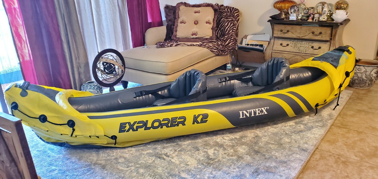🥳🥳🥳Intex Explorer K2 Kayak, 2-Person Inflatable Kayak Set with pump.