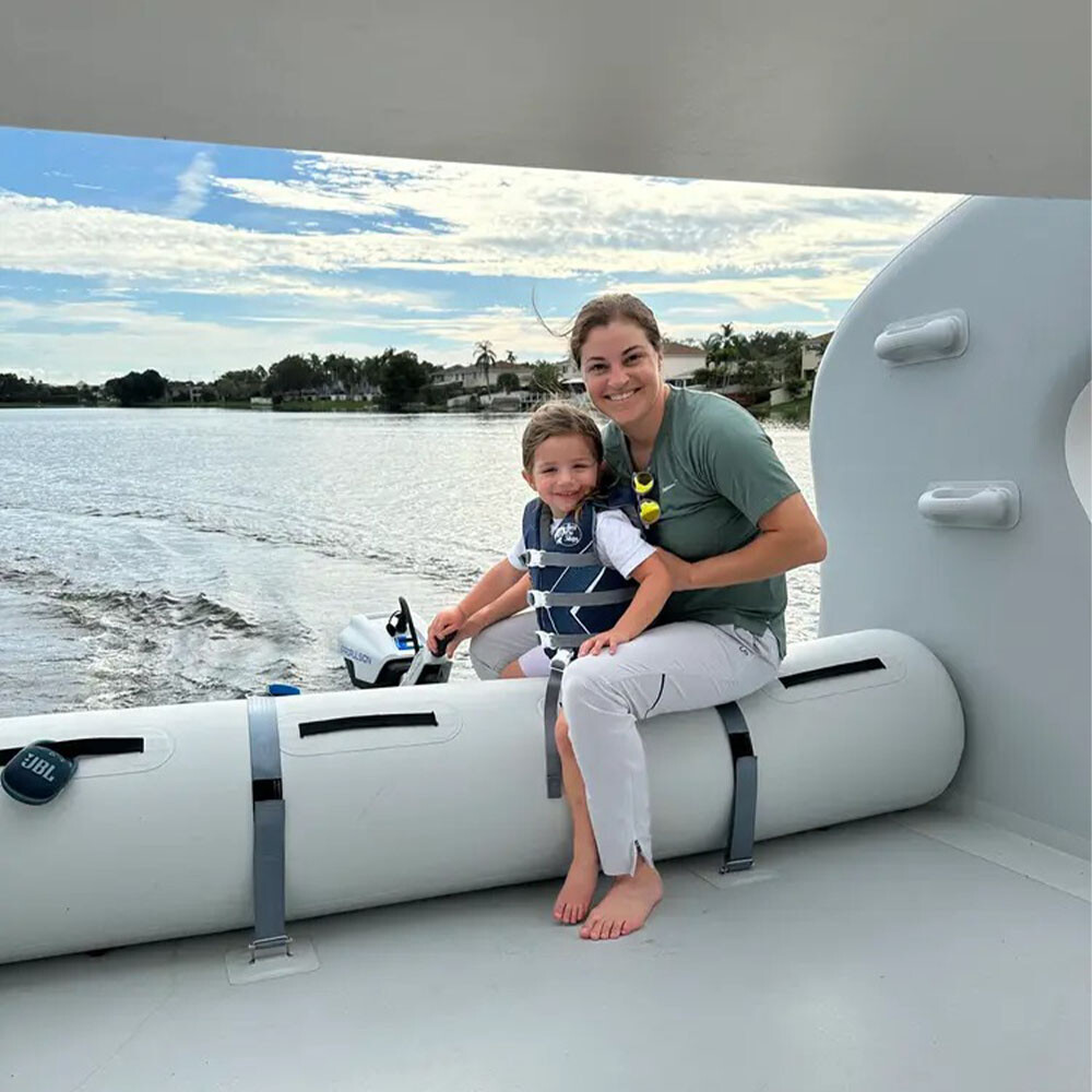 Hot Inflatable Electric Boat Inflatable House Boat For Ocean Lake Water play